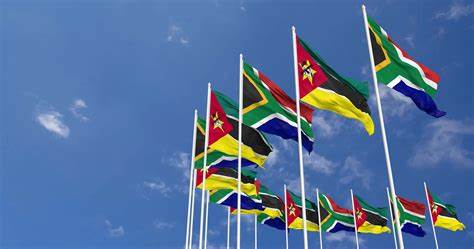 South African and Mozambican flags fly together, reflecting the countries’ renewed commitment to deeper tourism cooperation and regional growth.
